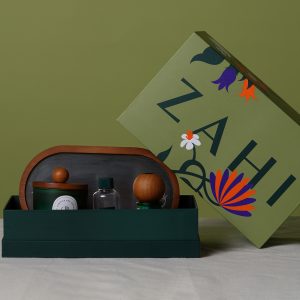 Zahi Show Box